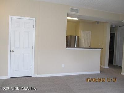 4th image of 575 Oakleaf Plantation Pkwy Unit 701