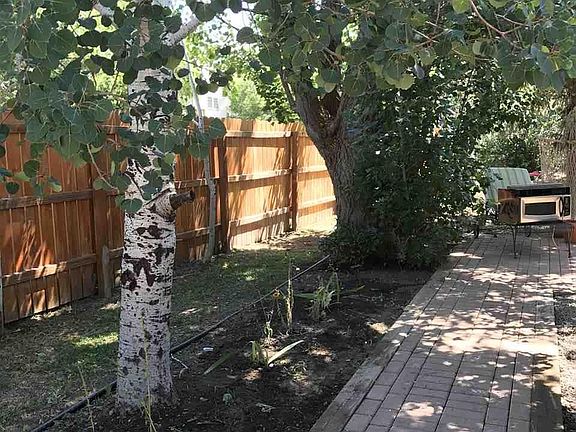 4th image of 21455 2nd Ave