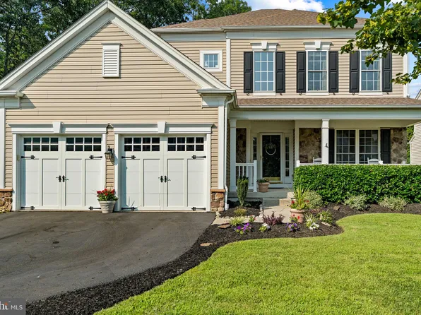 412 Darrah Dr, Fountainville, PA 18923