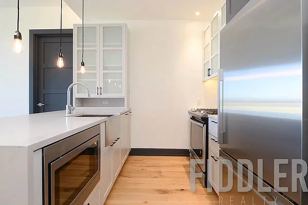 Rented by The KCI Group | media 42