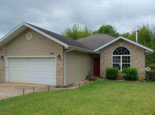 893 S Waco Ave, Springfield, MO 65802