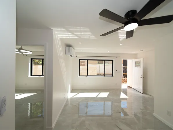 355 Hoomalu St, Pearl City, HI 96782