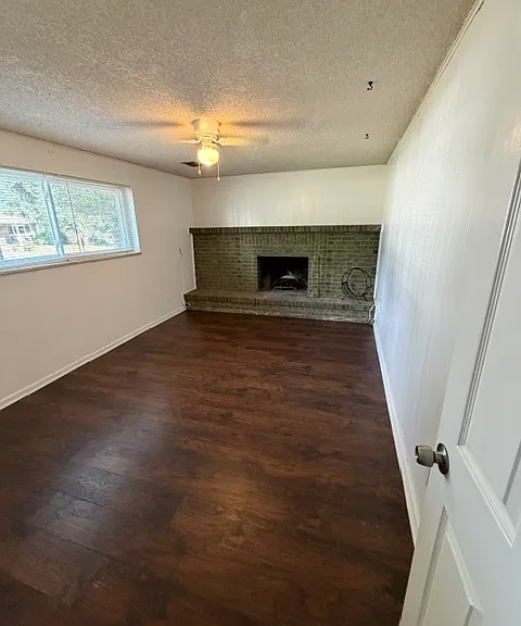 13786 Omega Cir — Photo 8