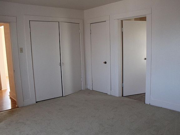 5th image of 555 Vine St APT D