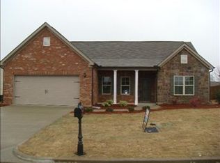2803 Tara Ct, Opelika, AL 36804
