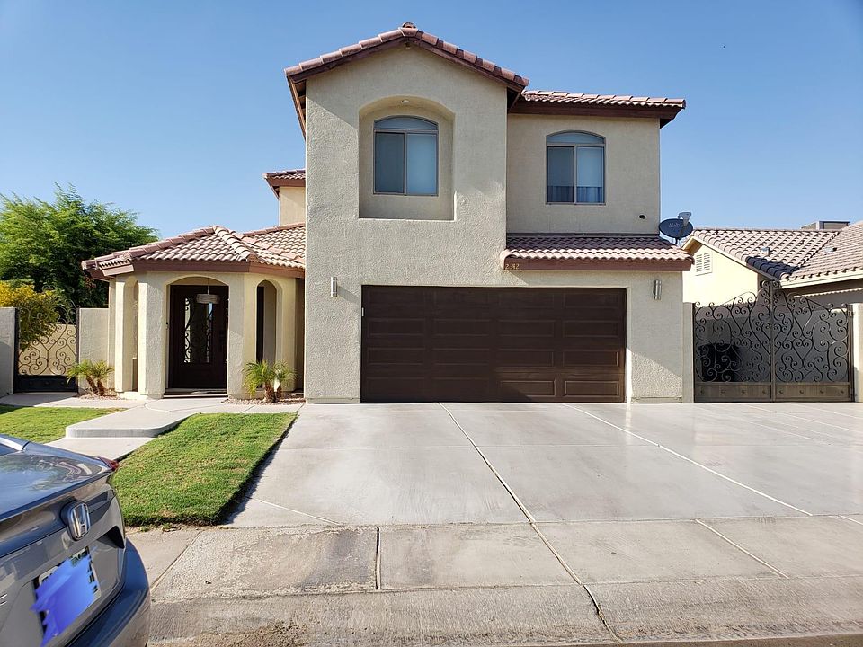 1st image of 2342 E Bermudez St