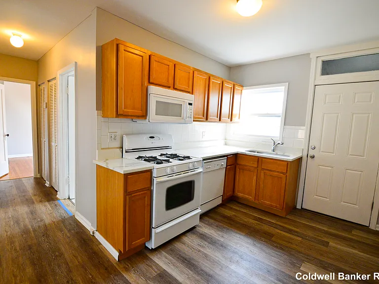 3945 W Schubert Ave #1E — Photo 4