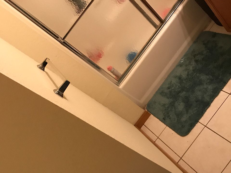Upstairs full bath with full linen closet