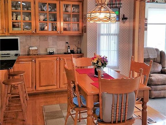 5th image of 112 Salen Ln