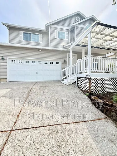 5621 NE 64th St Photo 1