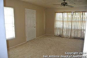 3rd image of 62 Wayside Dr