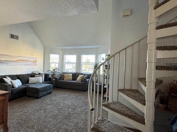 45 Fisher Ct #45