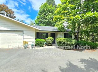 9033 244th St SW UNIT B, Edmonds, WA 98026