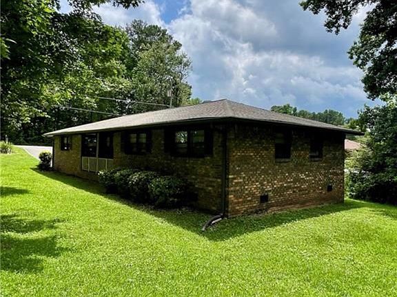 5th image of 22 Marty Ln