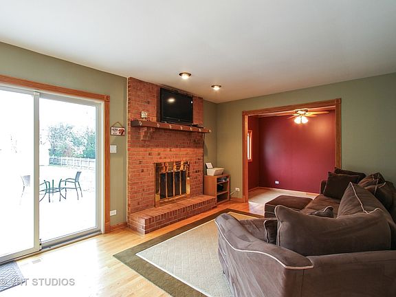 5th image of 17240 W Woodland Dr