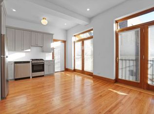 713 W Wrightwood Ave #2R, Chicago, IL 60614