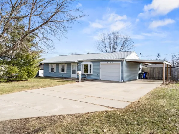 5629 J St SW, Cedar Rapids, IA 52404