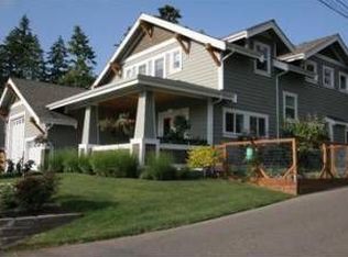 9520 130th Ave NE, Kirkland, WA 98033