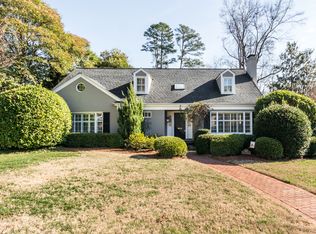 1422 Canterbury Rd, Raleigh, NC 27608