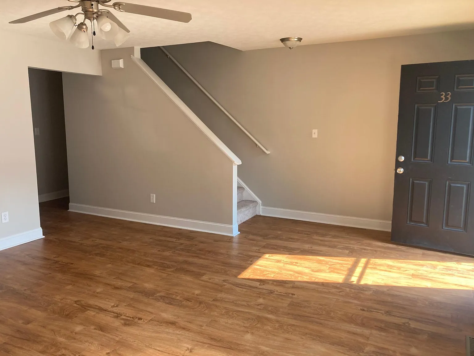3 bed, 3.5 bath, 2190 sqft, $1,795 — Photo 3