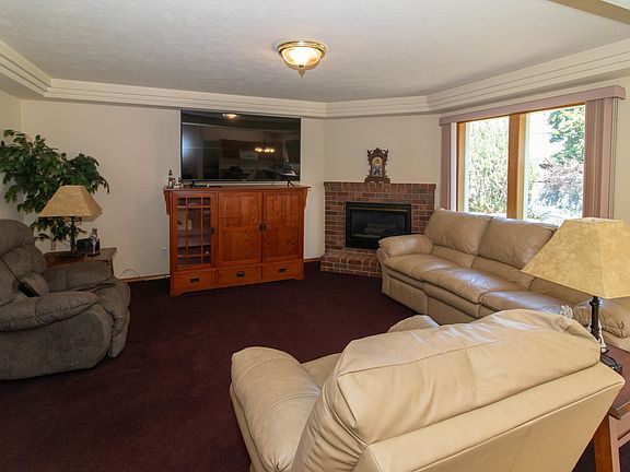 5th image of 2021 S Timberlane Dr