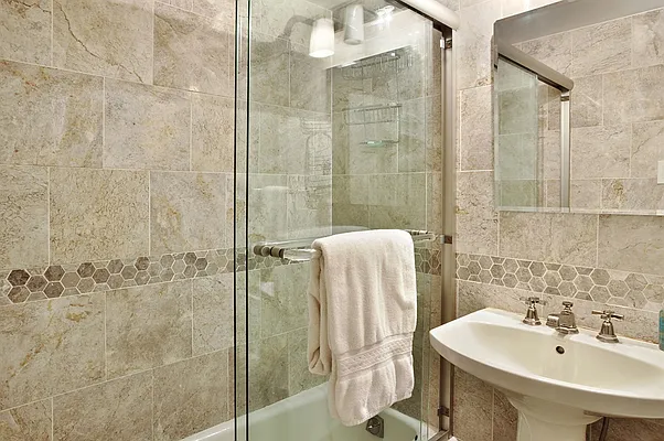 Sold by Corcoran | media 21