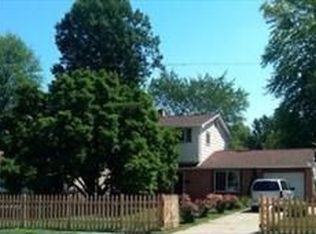 657 Miller Rd, Plainwell, MI 49080