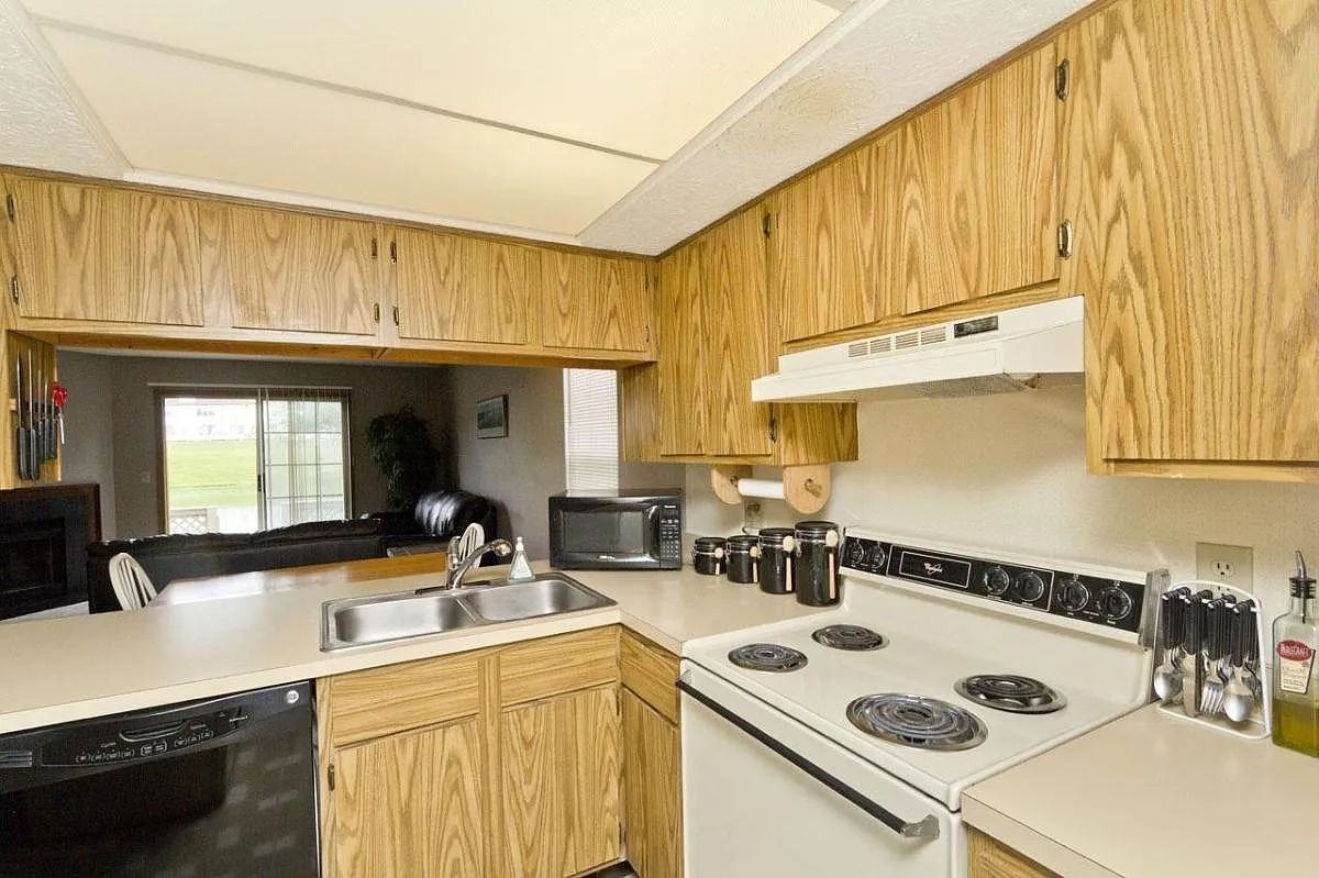 5948 Aqua Bay Dr photo 1