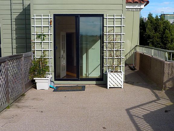3rd image of 1010 Fell St #12