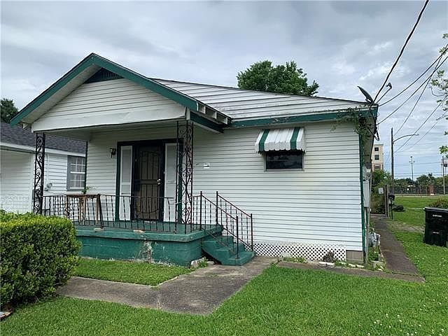 1st image of 542 Wagner St