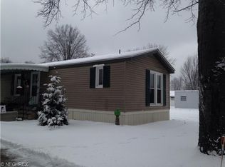 23 Brookins Dr #23, Olmsted Falls, OH 44138