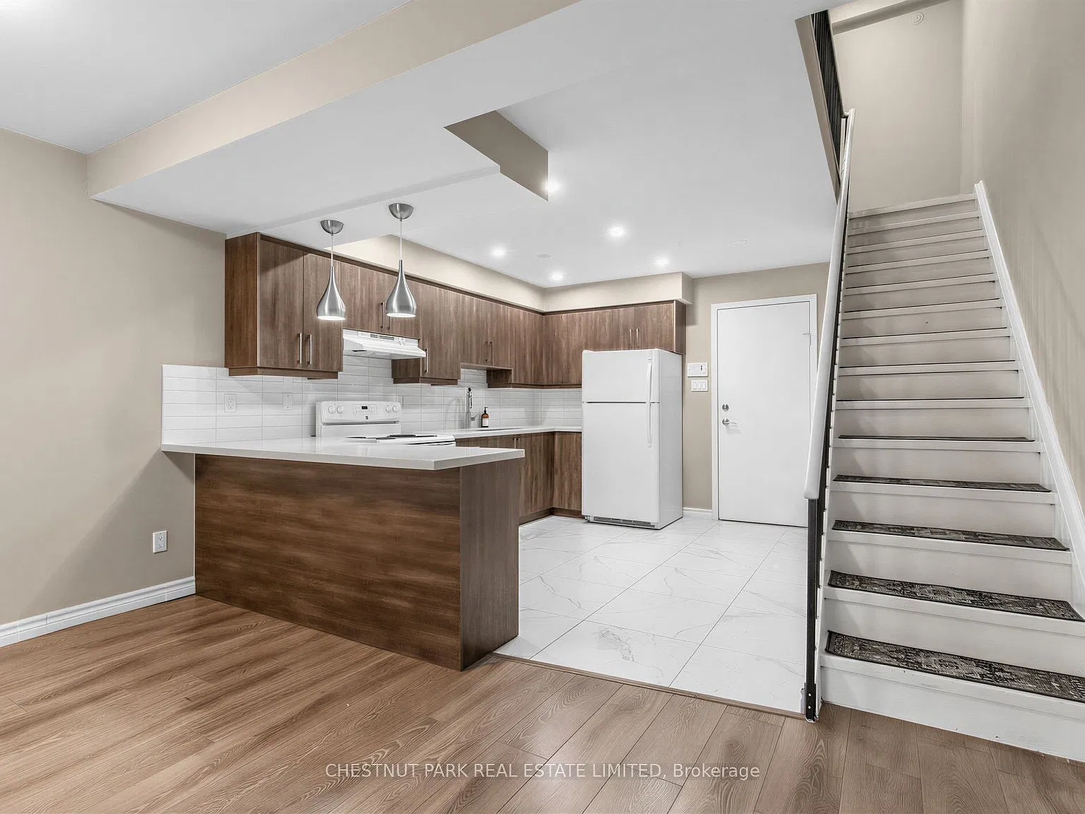 2 bed, $2,550 — Photo 3