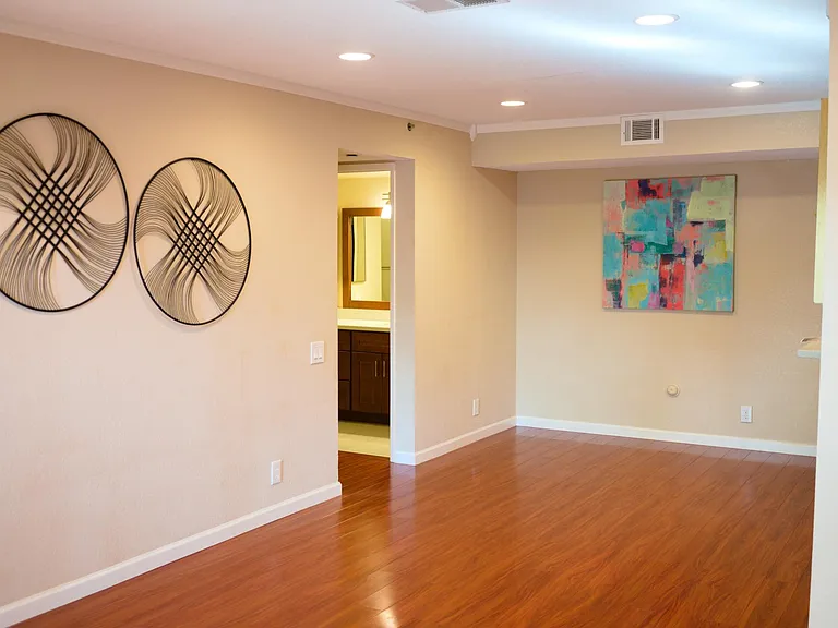 180 Hackamore Cmn — Photo 6