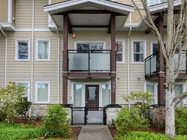 992 Dunford Ave, Langford, BC V9B 2S3