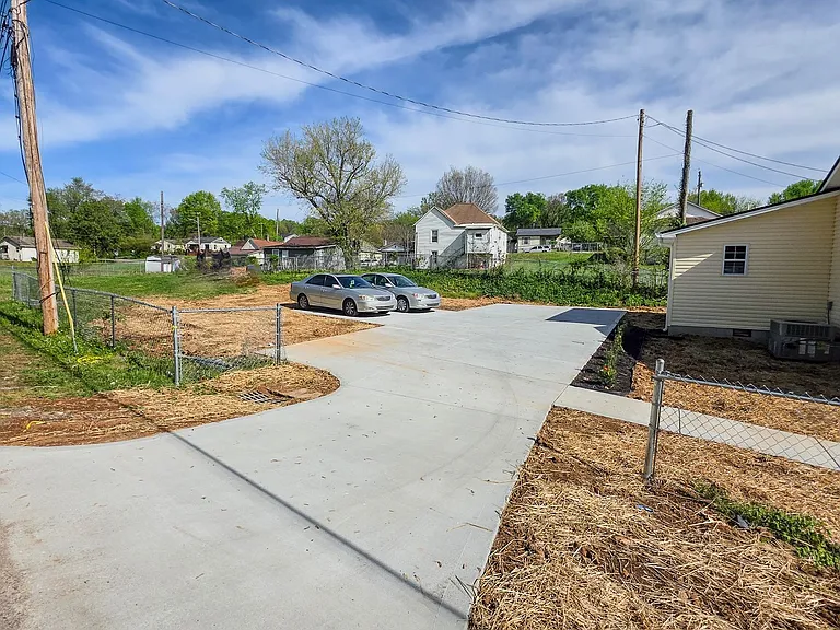 1422 Nolan Ave NW — Photo 22