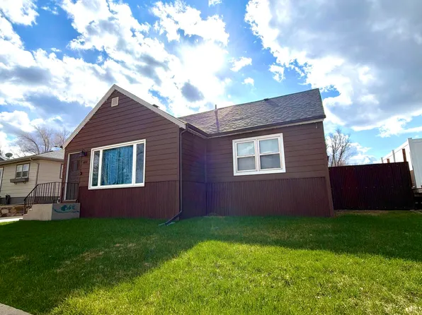 1052 McKinley Ave, Havre, MT 59501