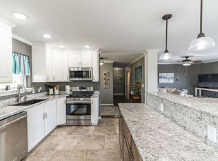 1701 Parkview St, Van Buren, AR 72956