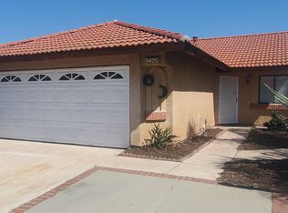 9425 Sultana Ave, Fontana, CA 92335