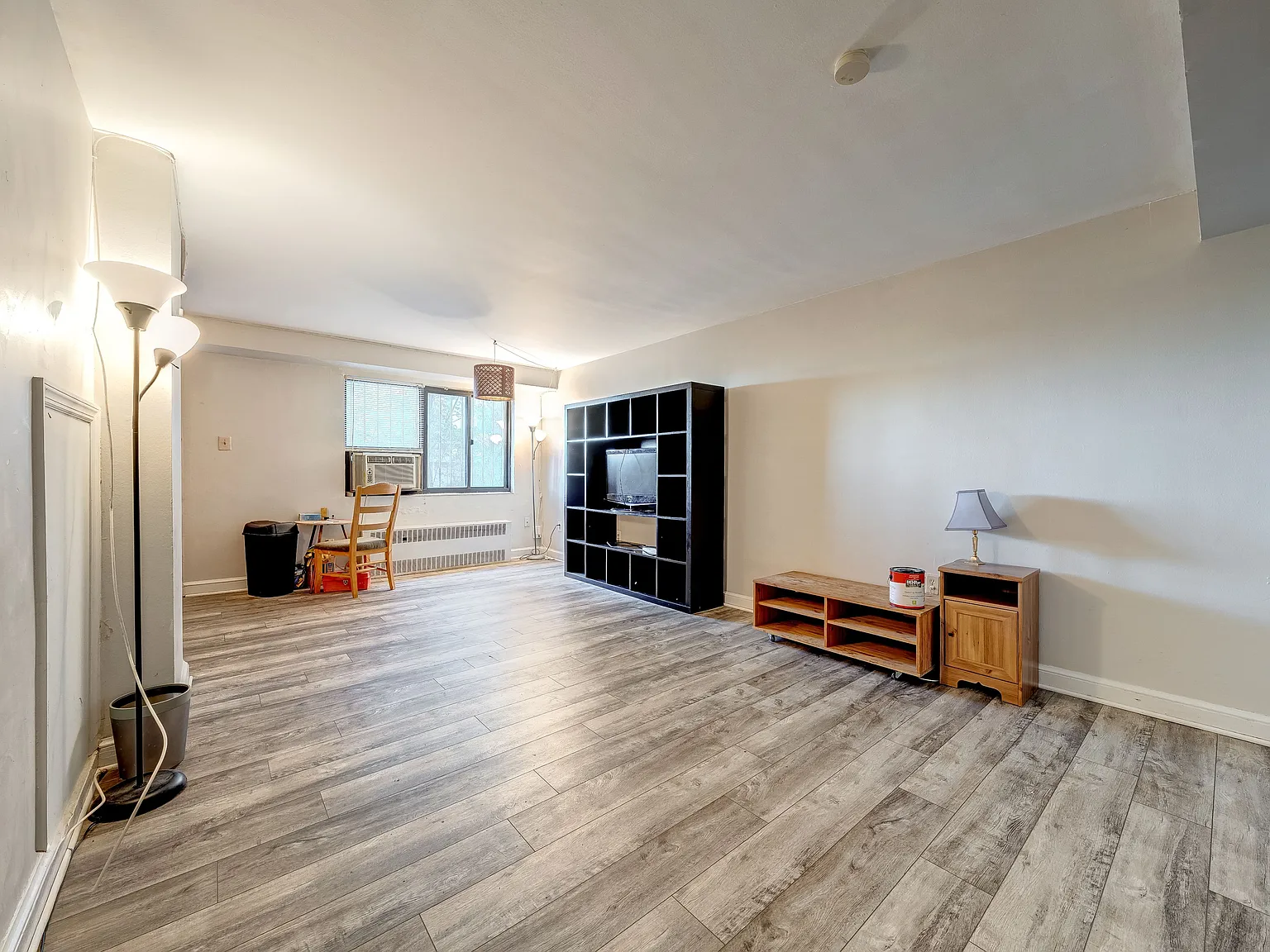 Studio, 1.0 bath, 404 sqft, $1,645 — Photo 2