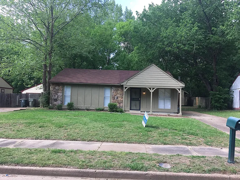 3742 Rainford Dr — Photo 1
