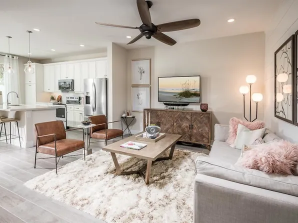 563 Parsons Way, Deerfield Beach, FL 33442