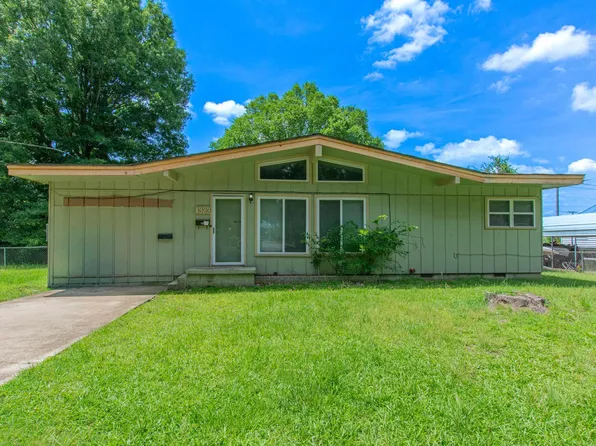 1323 Columbia Ave, Benton, AR 72015