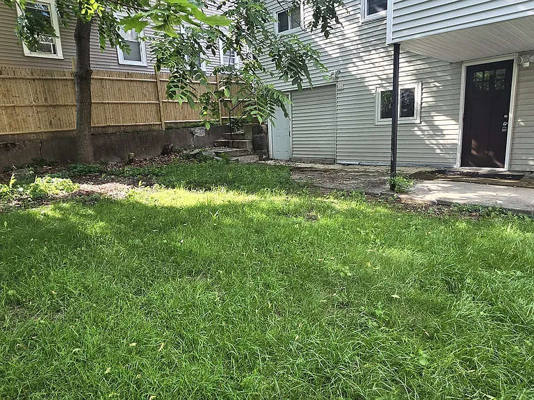 130 Merriam Ave #4 — Photo 17