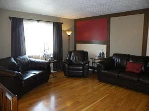 3rd image of 730 Mimosa Pl