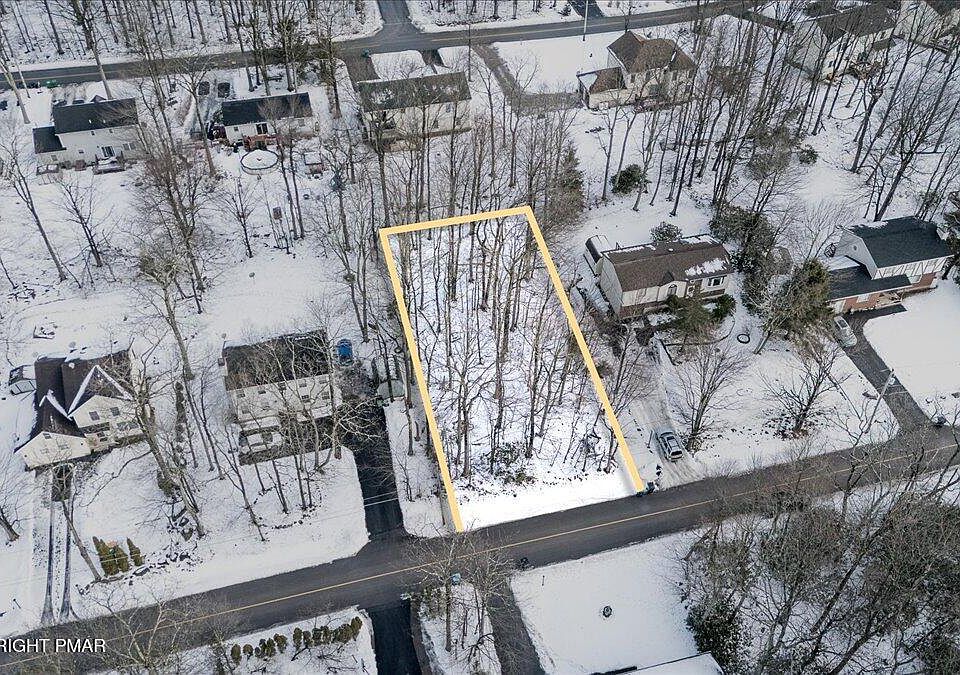 1st image of 348 Buckingham Cir