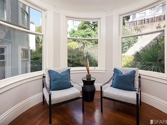 3rd image of 1914 Pine St APT 3