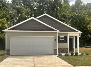 336 Arrowhead Dr, Johnson City, TN 37601