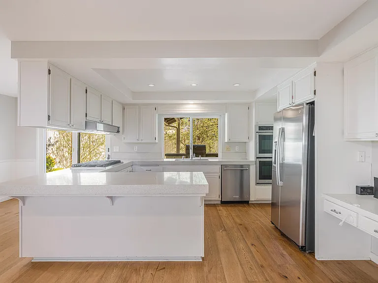 1316 Avenida De Cortez — Photo 16