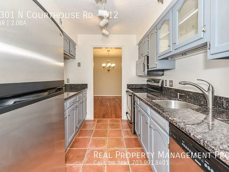 1301 N Courthouse Rd #612 — Photo 11