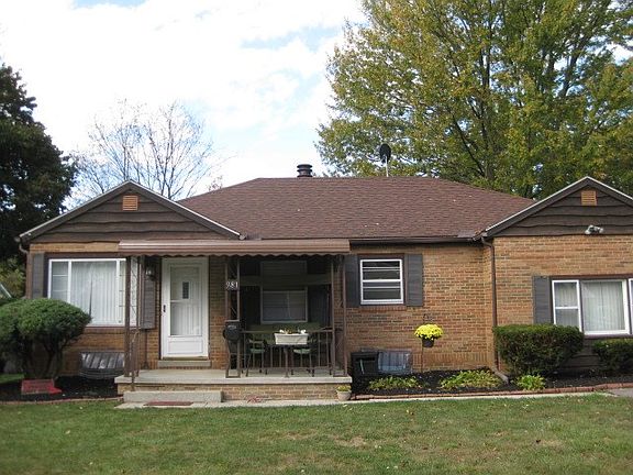 3rd image of 981 Edison Ave